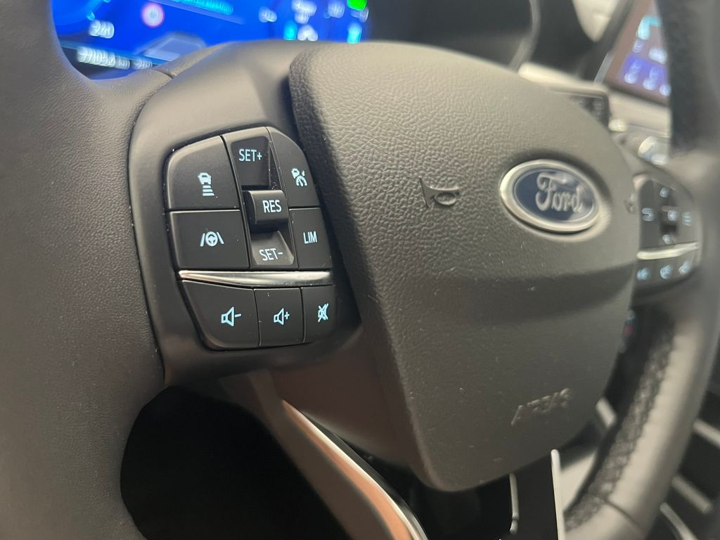 ford-kuga-2-5-duratec-hev-4x4-titanium-x - 9