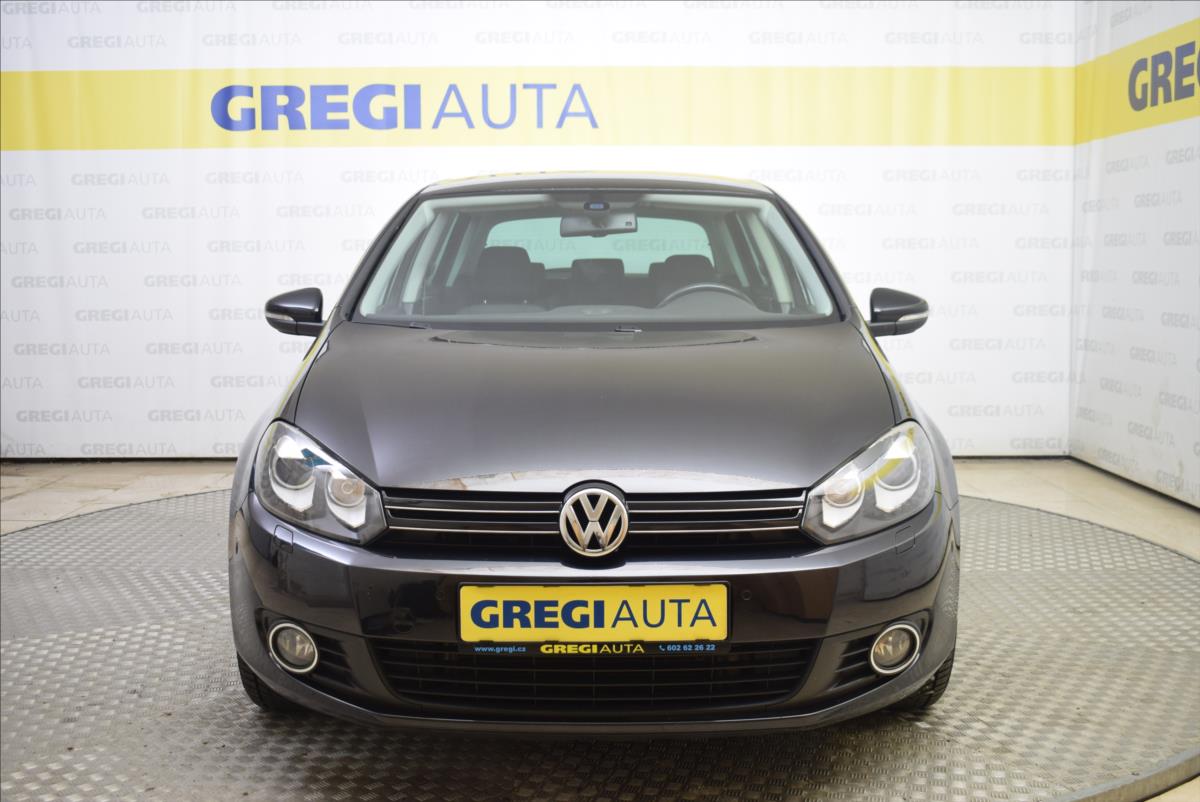 Volkswagen Golf 1,2 TSi DSG TOP STAV,PO SERVISU