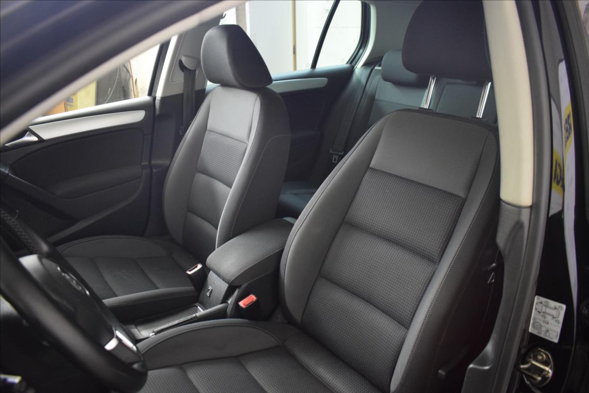 volkswagen-golf-1-2-tsi-dsg-top-stav-po-servisu - 8