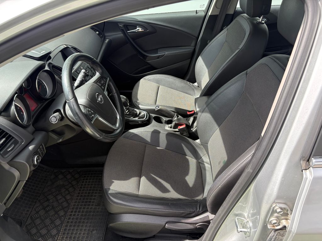 opel-astra-1-6-81kw-sports-tourer-tazne - 5