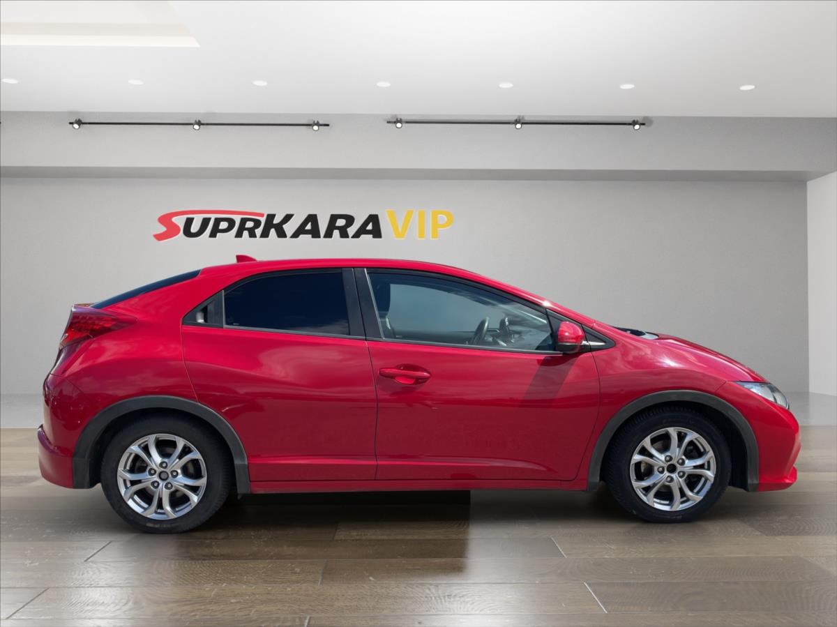 honda-civic-1-4-i-vtec-comfort-d-klima-kamera-alu-tempomat-plna-servisni-historie-cr - 3