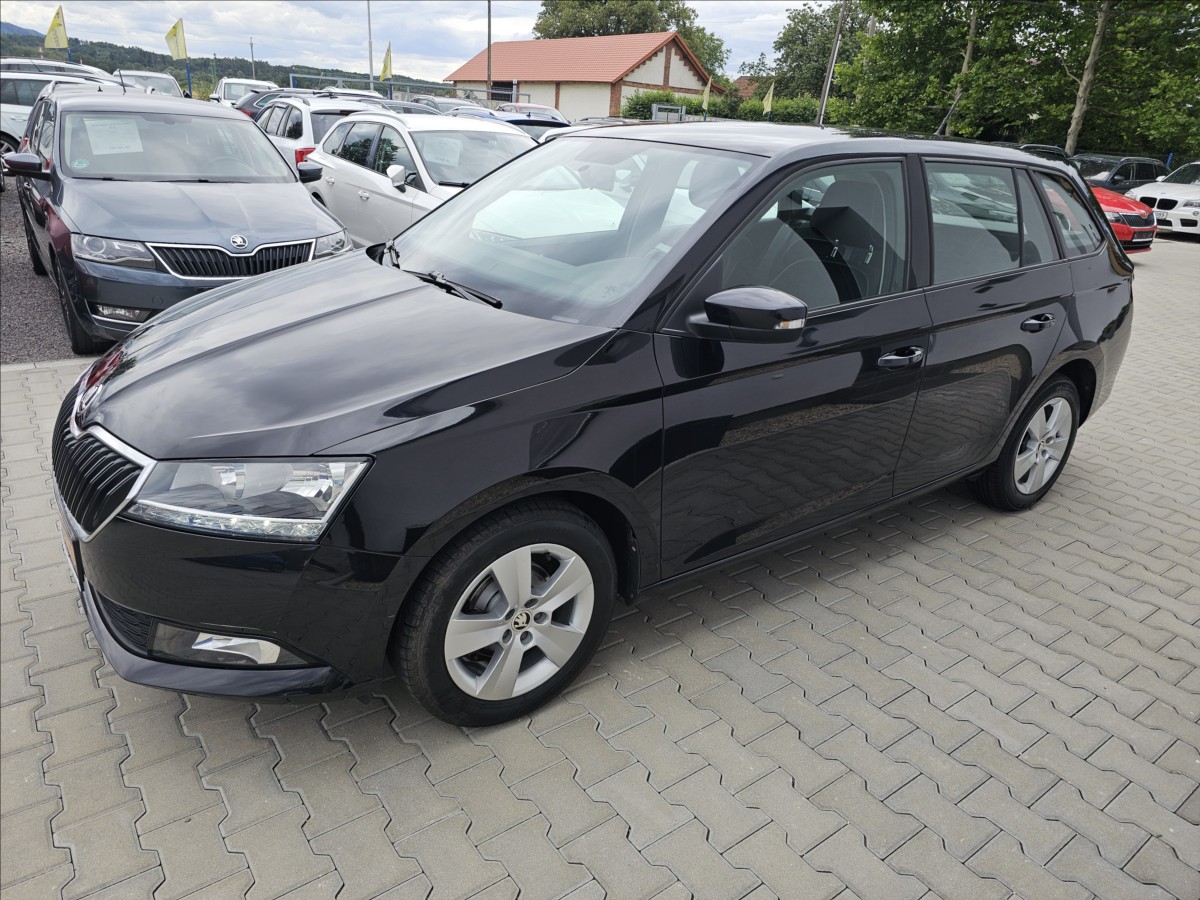 skoda-fabia-iii-1-0-tsi-70kw-ambition - 9