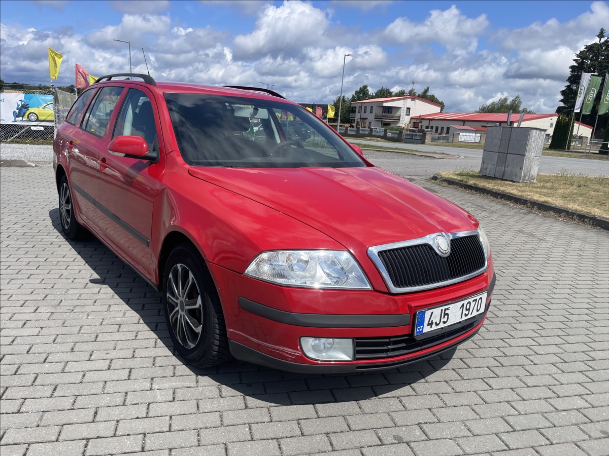 skoda-octavia-2-0-tdi-103kw-bkd-klimatronic-czauto - 5