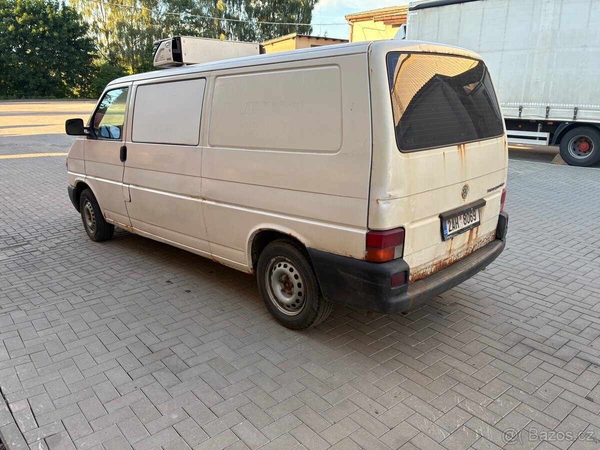 volkswagen-transporter-2-5-tdi-mrazak - 6