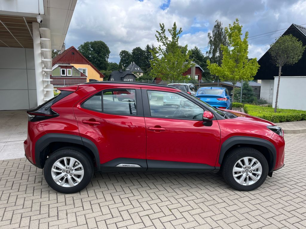 toyota-yaris-cross-1-5-hybrid-e-cvt-comfort - 6