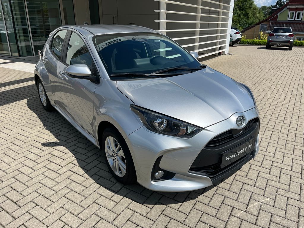 toyota-yaris-1-5-hybrid-e-cvt-comfort - 7