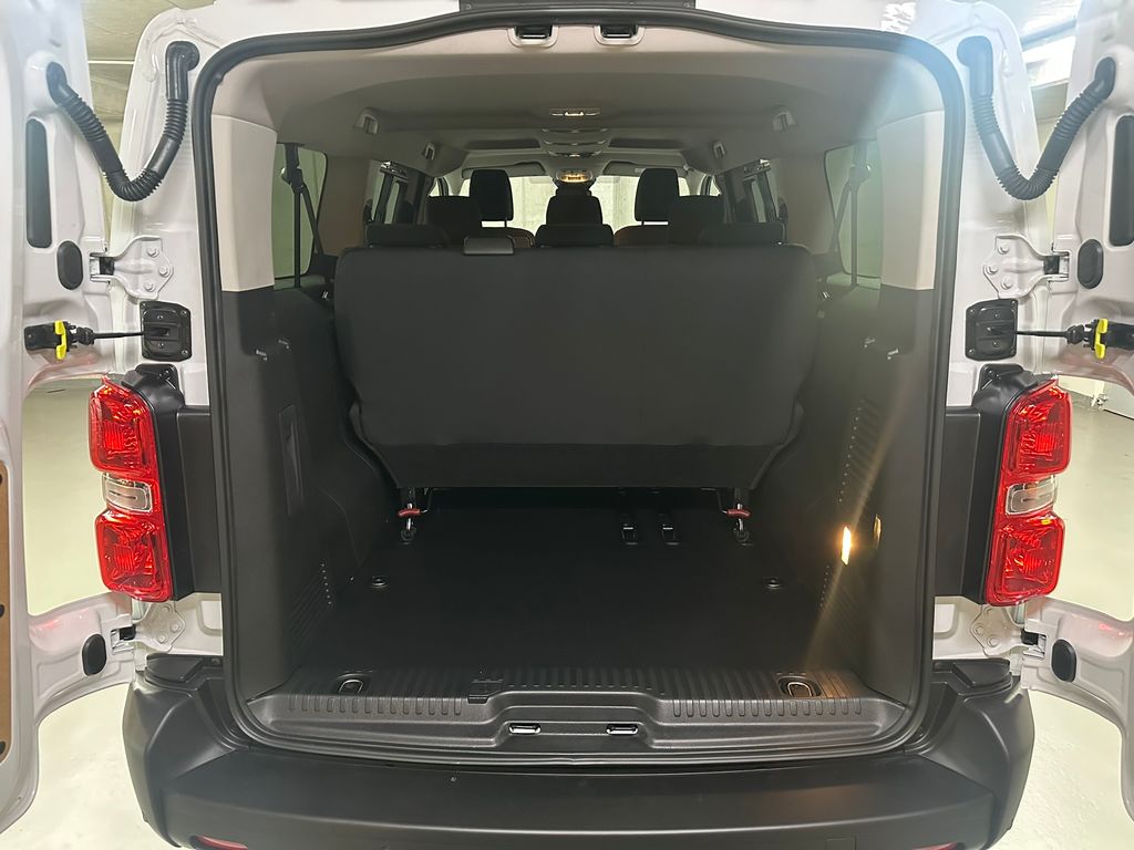 toyota-proace-verso-2-2-d-150-k-l2-combi - 9