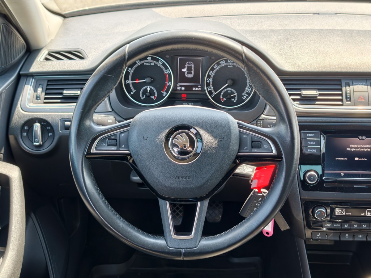 skoda-rapid-1-0-tsi-style-plus - 4