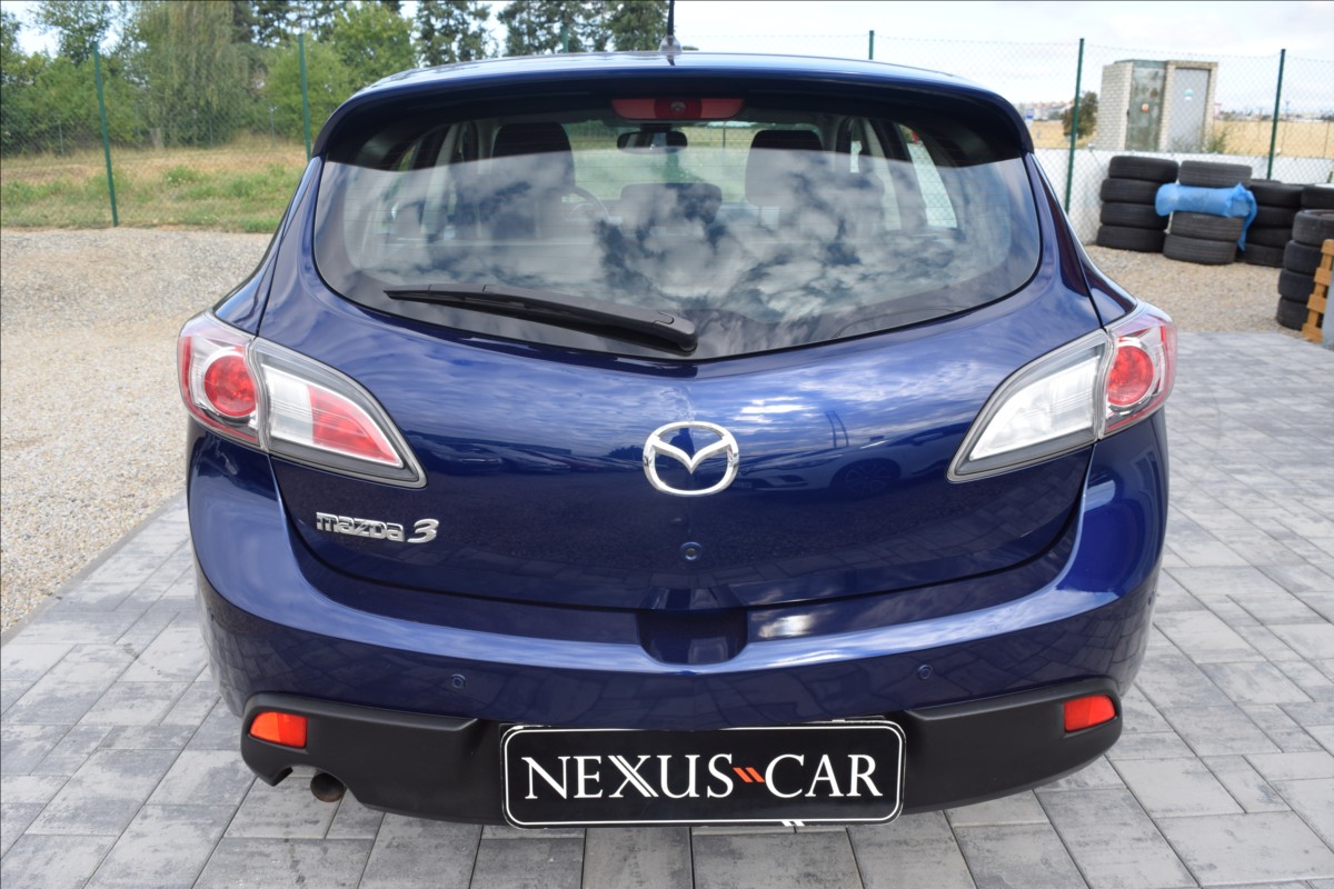 mazda-3-1-6-i-77kw-vyhrev-nova-stk - 5