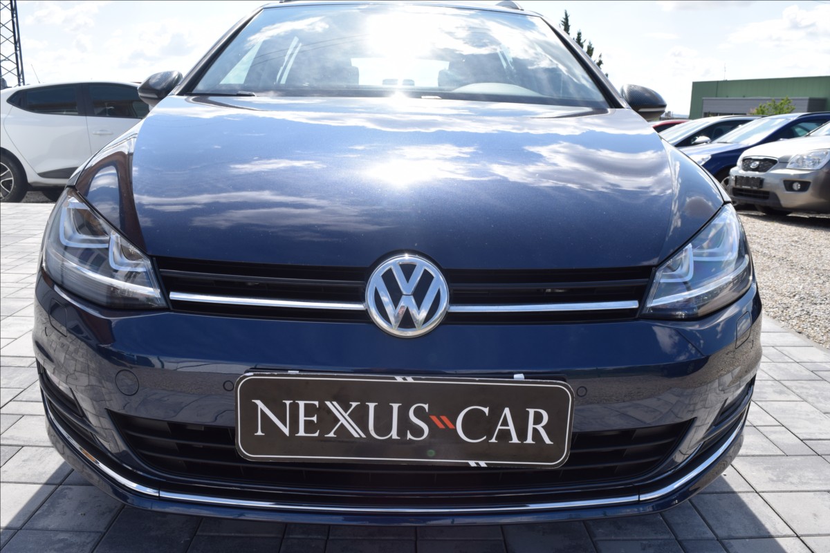 volkswagen-golf-2-0-tdi-110kw-kamera-xenony - 1