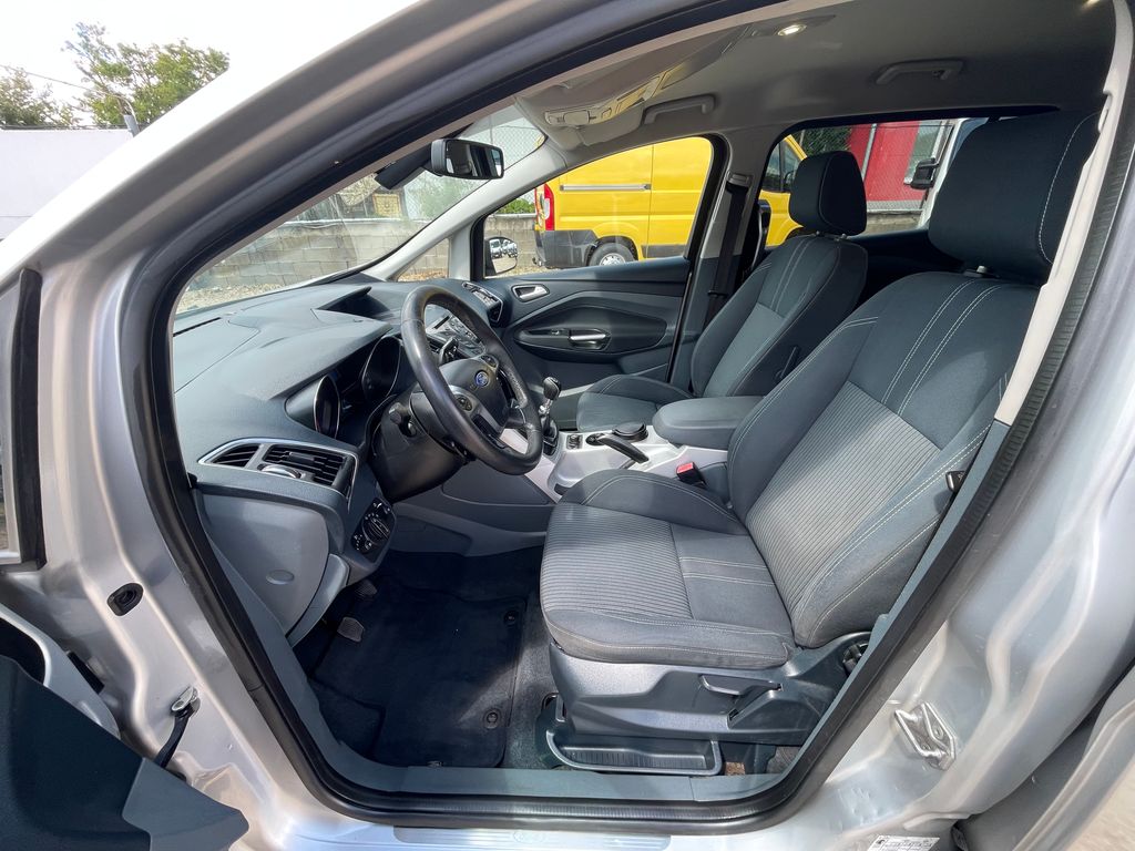 ford-grand-c-max-1-6cdti-85kw-zadano - 9