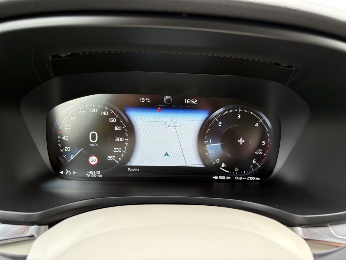 volvo-v60-2-0-d3-110-kw-momentum-manual - 9