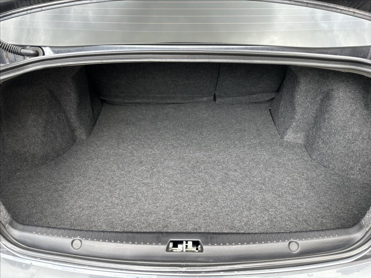 mitsubishi-lancer-1-6-33-tis-km-top-stav - 4
