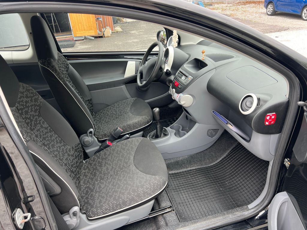 peugeot-107-1-0i - 9