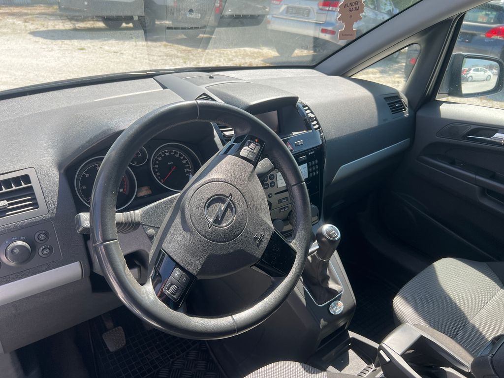 opel-zafira-1-7-tdi - 9