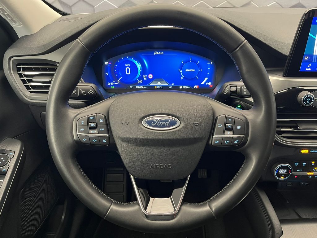 ford-kuga-2-0-eb-140-kw-awd-titanium - 8