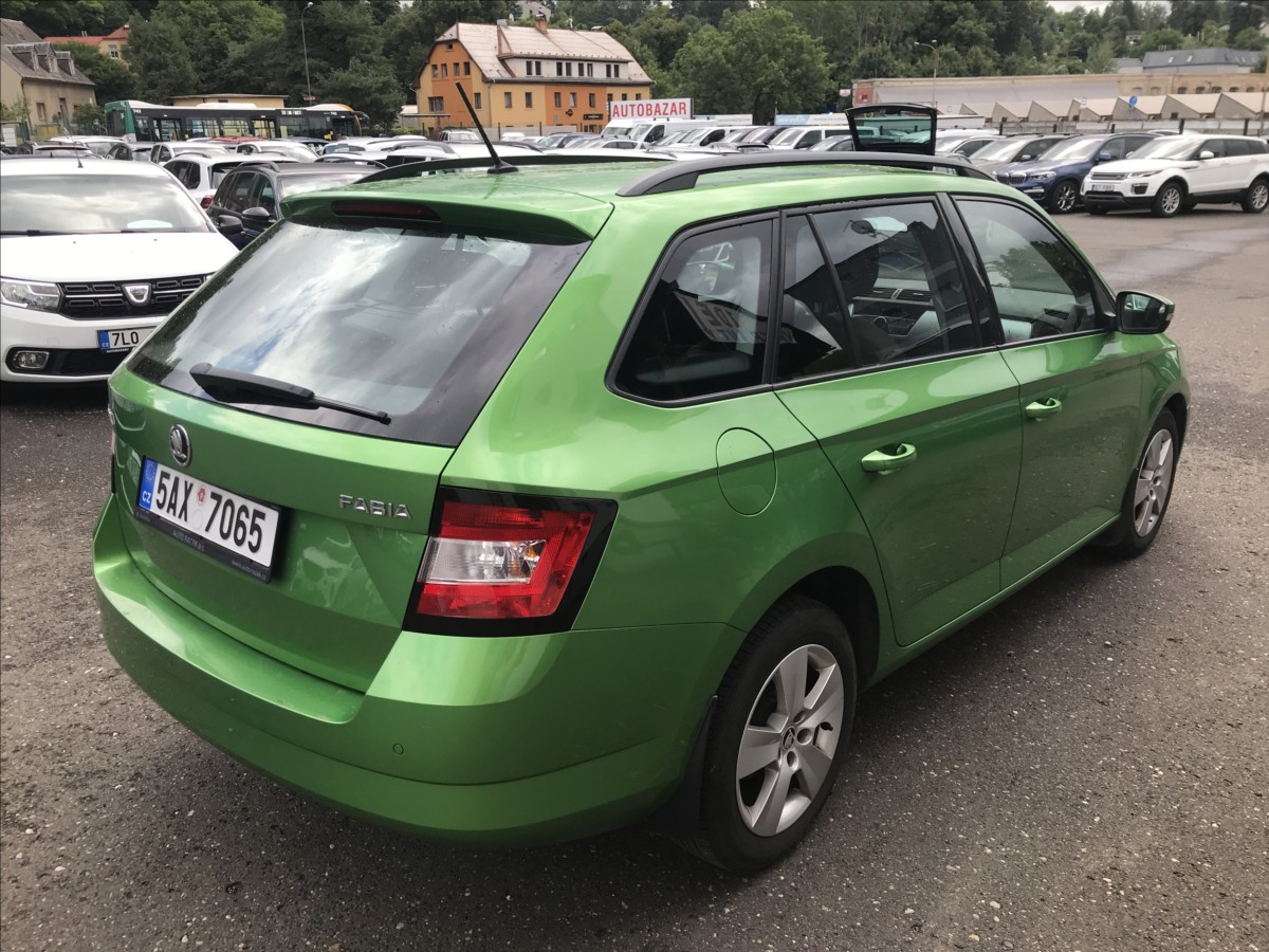 skoda-fabia-1-2-tsi-66kw-combi - 4