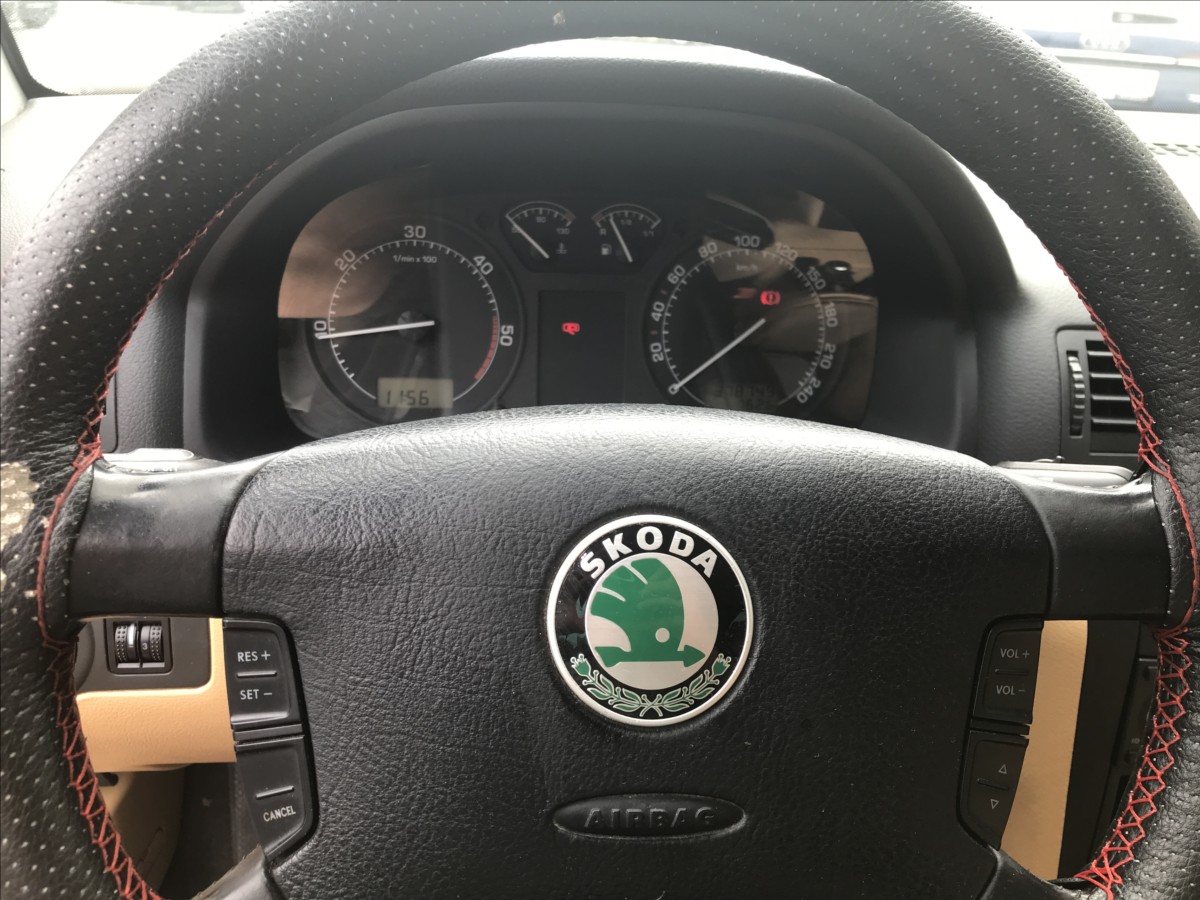 skoda-octavia-1-9-tdi-66kw-combi - 9
