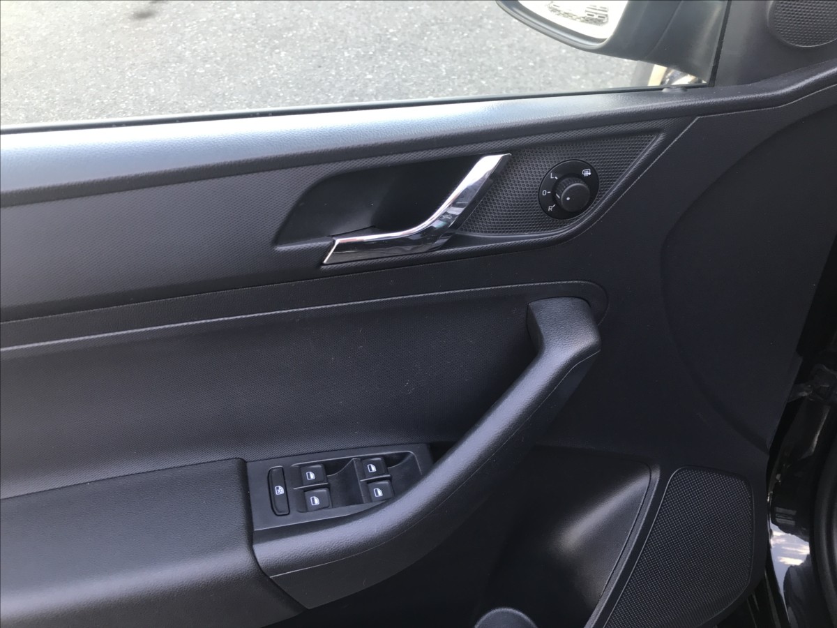 skoda-rapid-1-4-tsi-90kw-dsg - 8