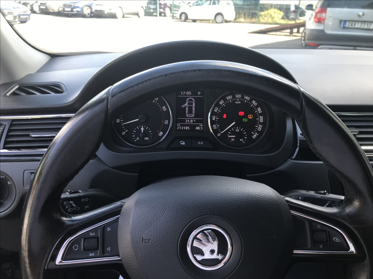 skoda-rapid-1-4-tsi-90kw-dsg - 9