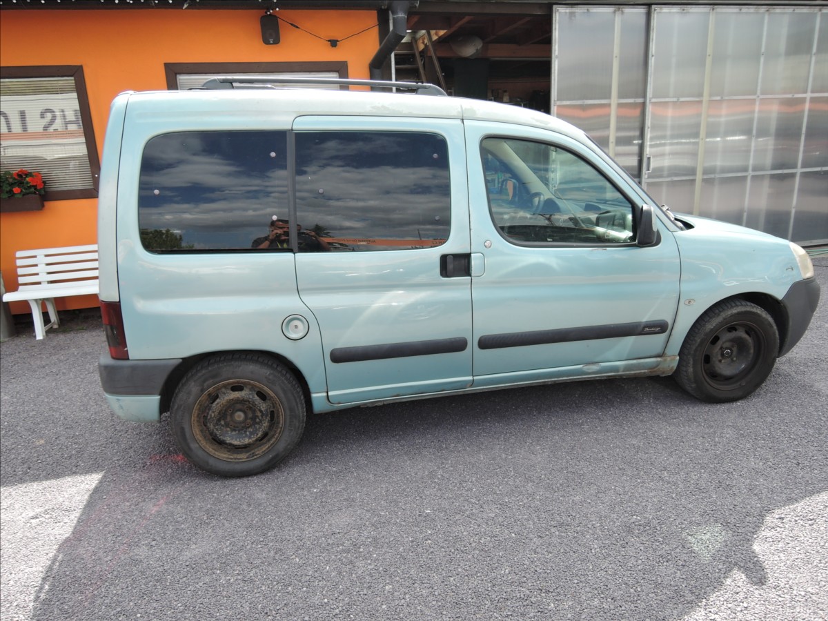 citroen-berlingo-2-0-hdi-panorama-tazne-klima - 2