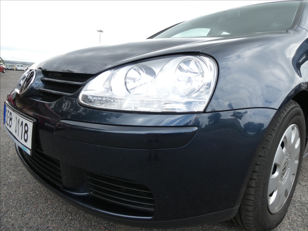 volkswagen-golf-1-4-i-16v-serviska-cr-2-majitel - 3