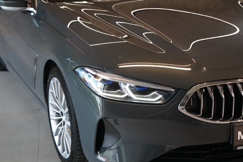 bmw-rada-8-840d-xdrive-b-w-ventilace-soft - 4