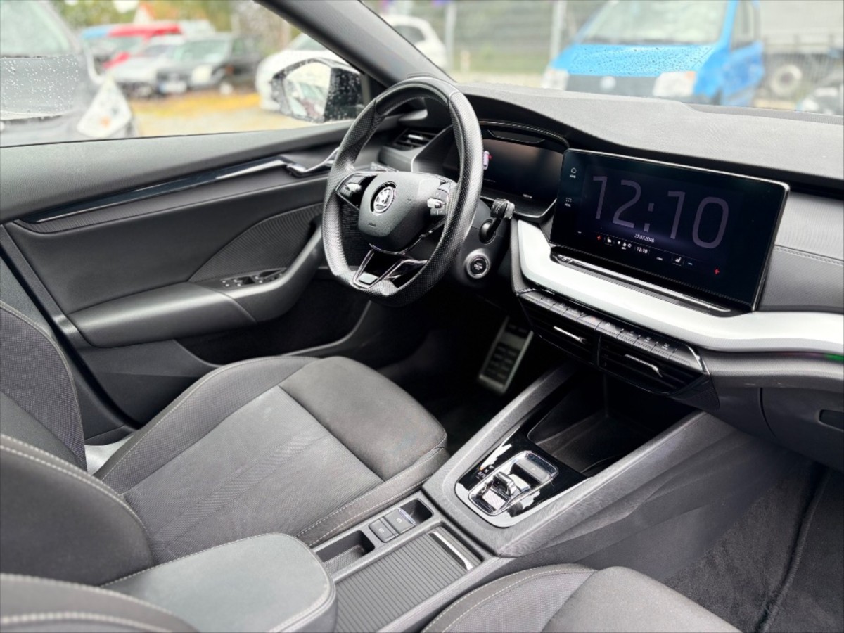 skoda-octavia-2-0-tdi-combi-sport-line-dph - 9