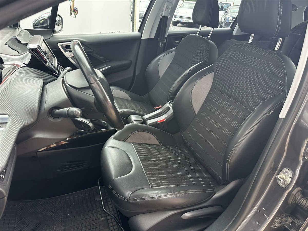 peugeot-2008-1-2-i-60kw-puretech-cr-1-maj - 9