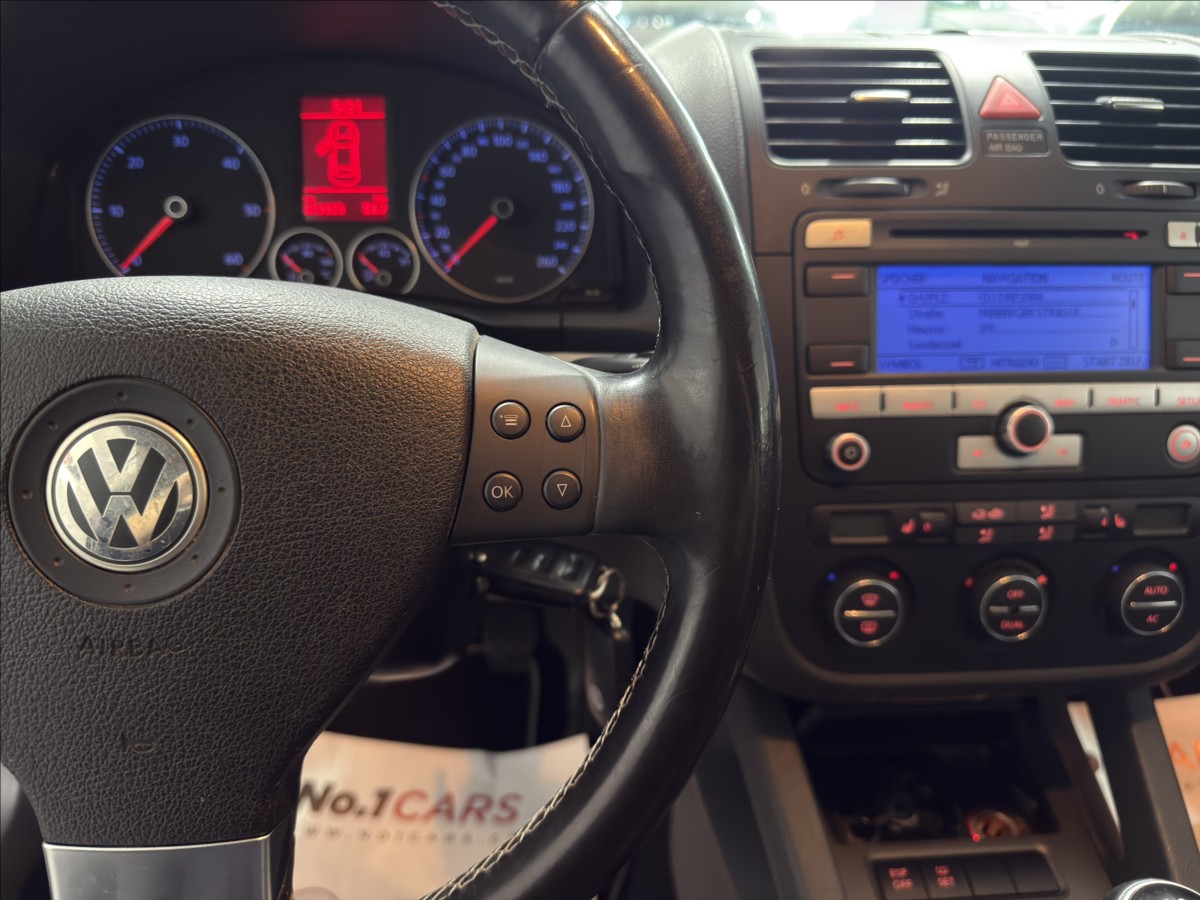volkswagen-jetta-1-9-tdi-77kw-united-1-maj - 9
