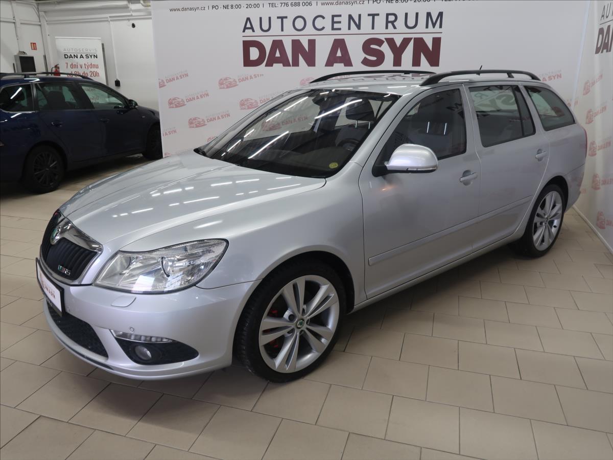 Škoda Octavia 2,0 TDI CR RS Combi NEZ. TOPENÍ
