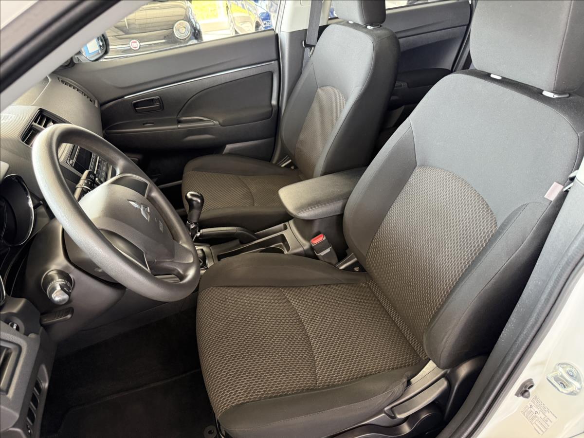 mitsubishi-asx-1-6-16v-1-majitel-serviska - 9