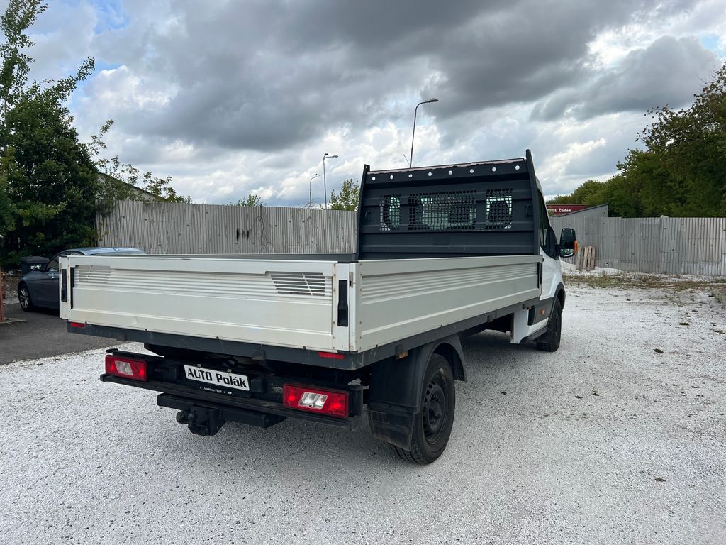 ford-transit-2-2 - 6