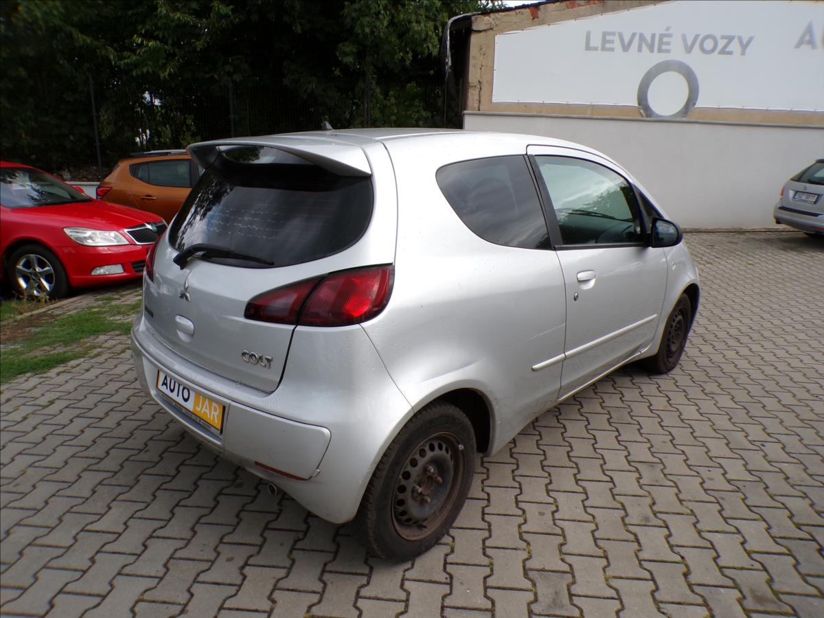 mitsubishi-colt-1-3-i - 4