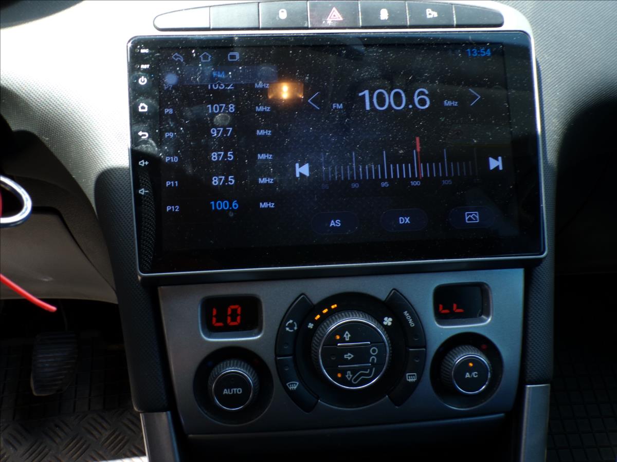 peugeot-308-1-6-hdi - 8