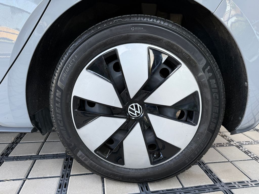 volkswagen-id-3-pro-62-kwh-acc - 6