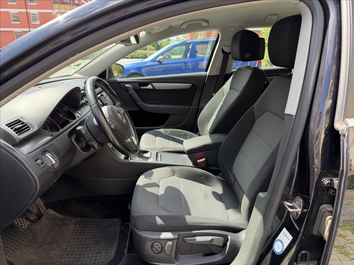 volkswagen-passat-2-0tdi-103kw-comfort-variant - 4