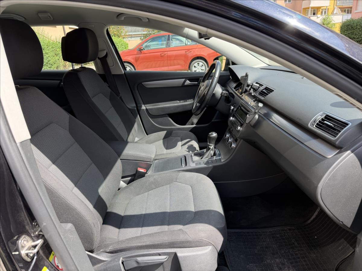 volkswagen-passat-2-0tdi-103kw-comfort-variant - 7