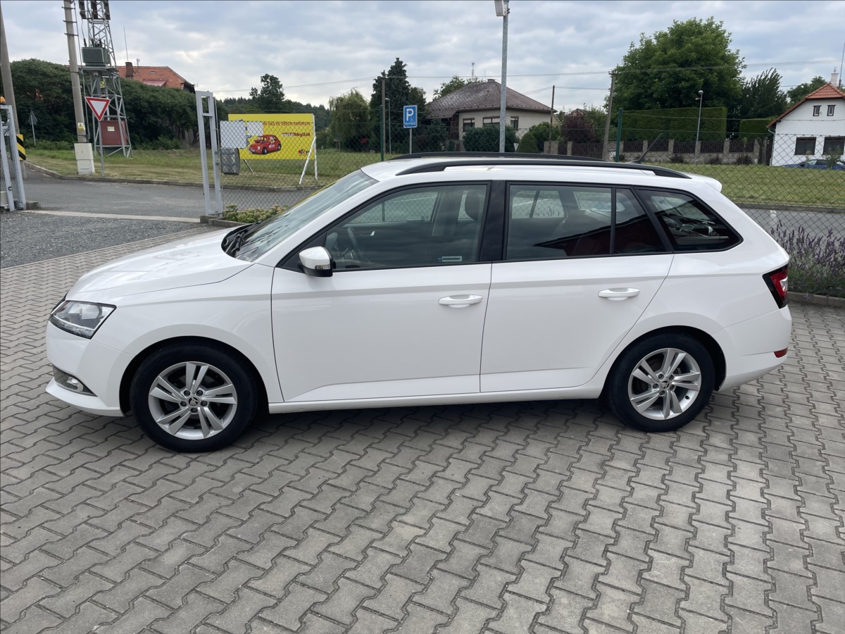 skoda-fabia-1-0-tsi-dph-cr-nehavarovane-iii - 4