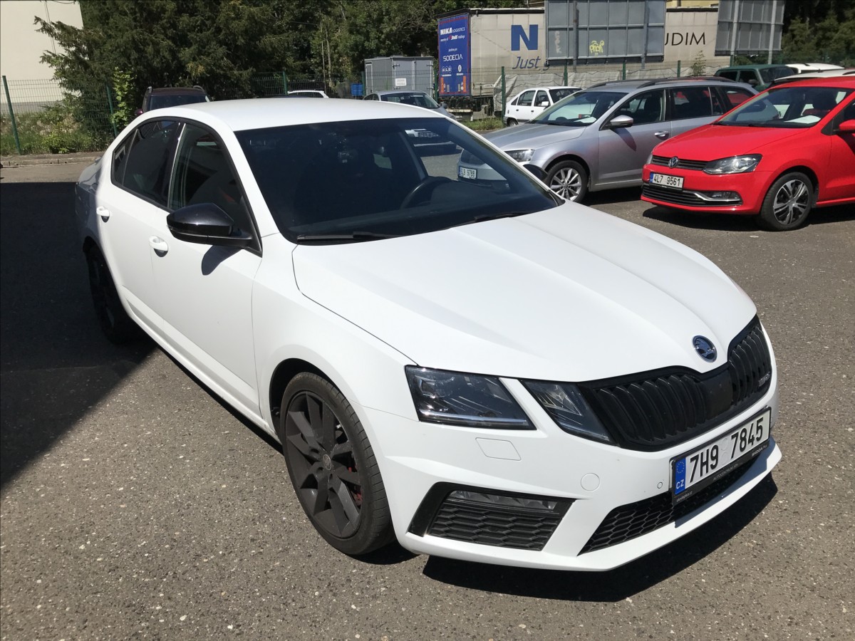 skoda-octavia-2-0-tsi-dsg-rs-180kw - 2