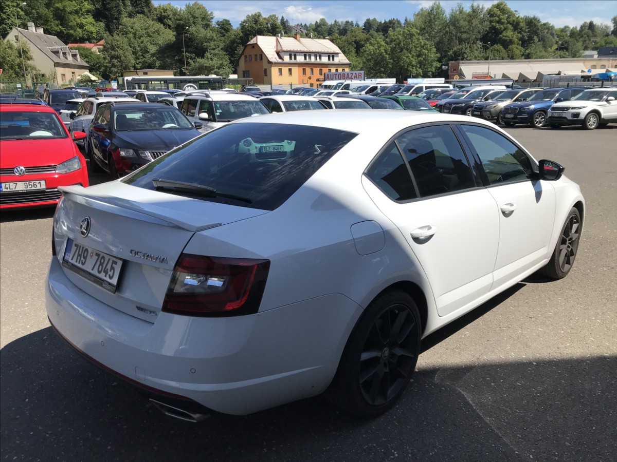 skoda-octavia-2-0-tsi-dsg-rs-180kw - 3
