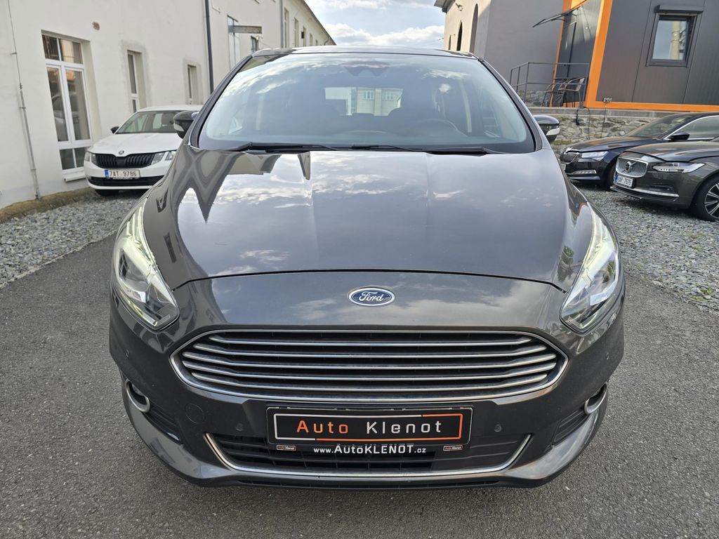 ford-s-max-titanium-2-0-132kw-led-navi - 2