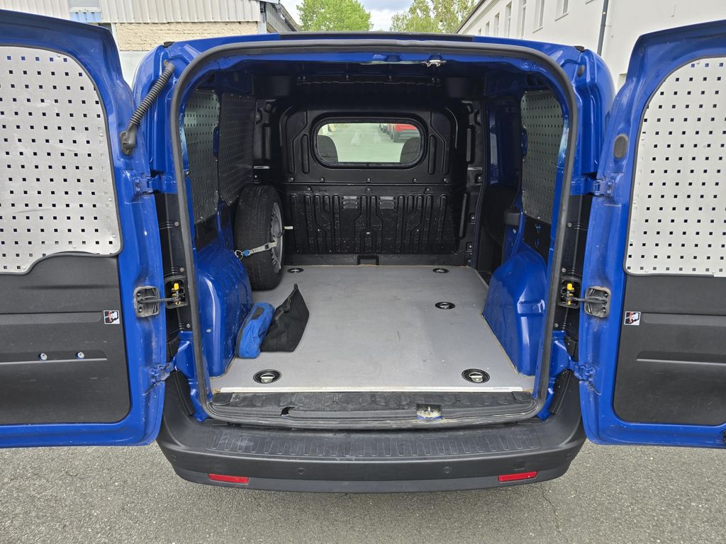 fiat-doblo-1-4-cng-88kw-l1h1-cr-senzory - 7