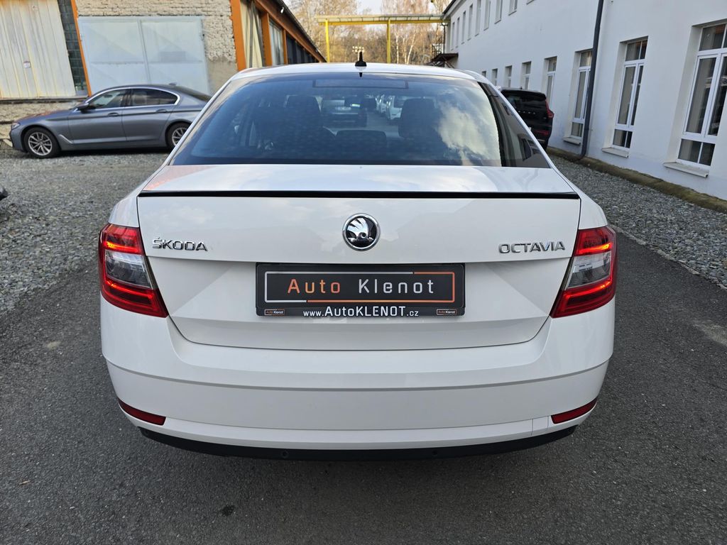 skoda-octavia-110kw-1-maj-cr-dph - 5