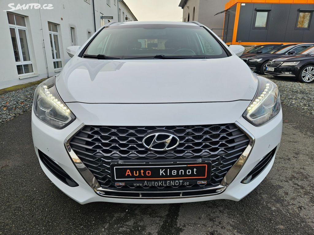 hyundai-i40-100kw-vyhrev-kamer-dph - 2