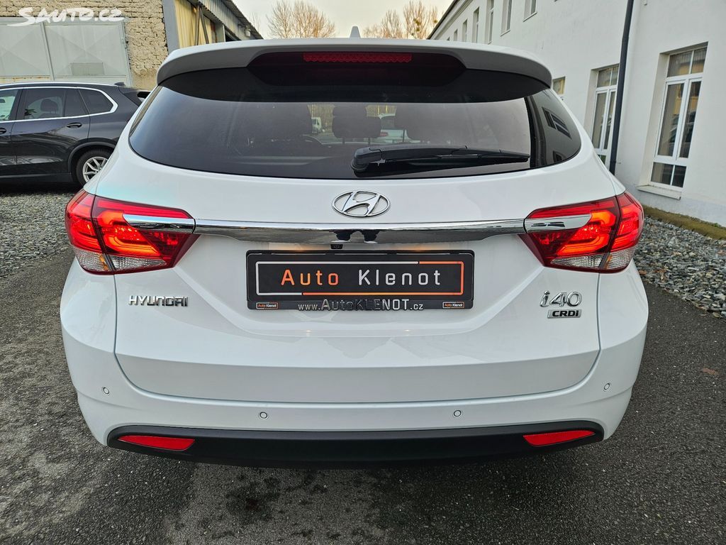 hyundai-i40-100kw-vyhrev-kamer-dph - 5