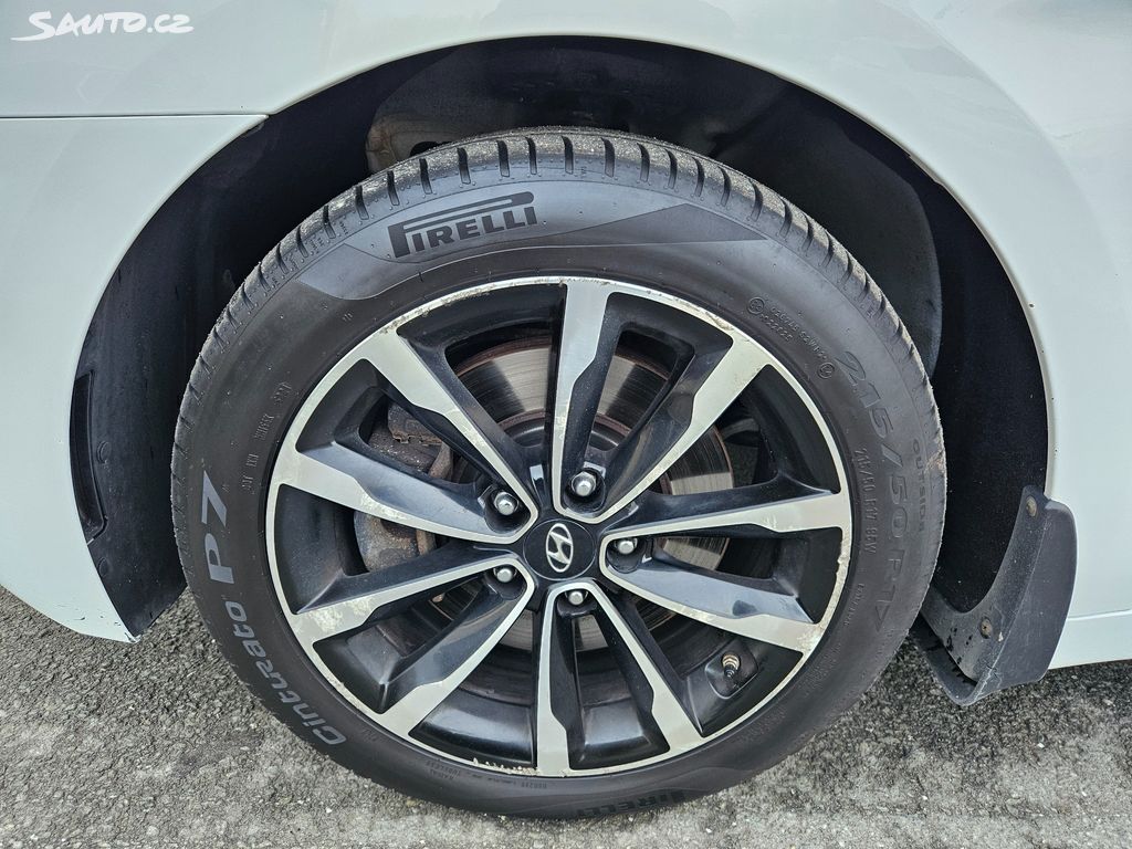 hyundai-i40-100kw-vyhrev-kamer-dph - 6