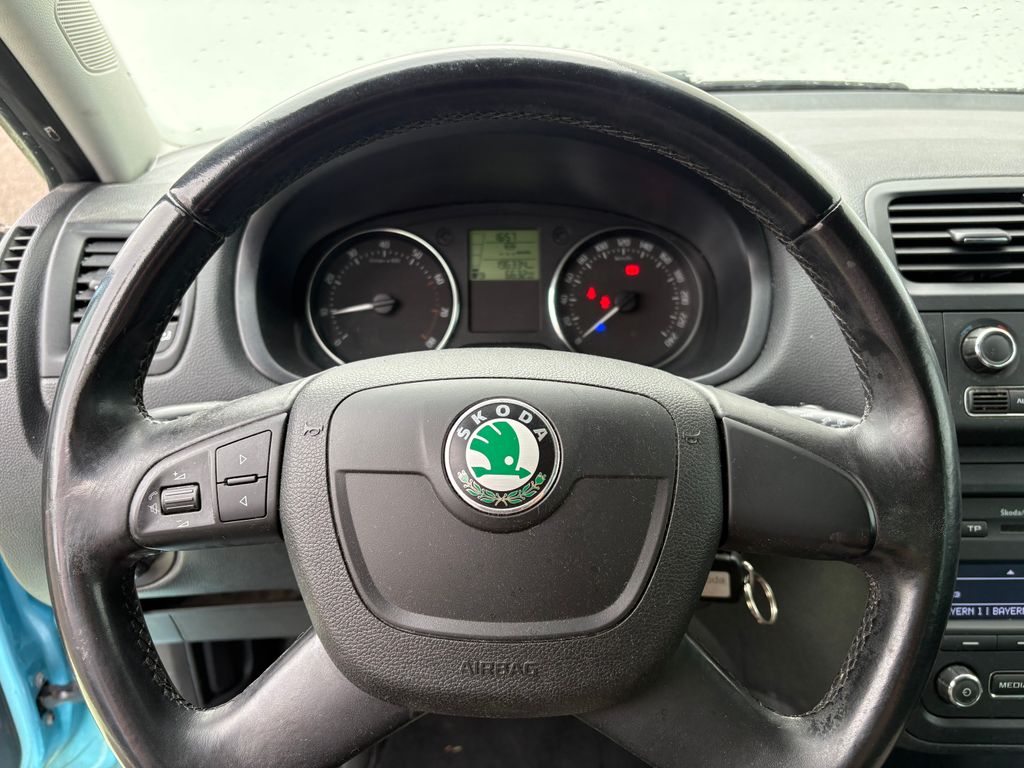 skoda-roomster-1-4-63kw-klima-vyhrevy - 7