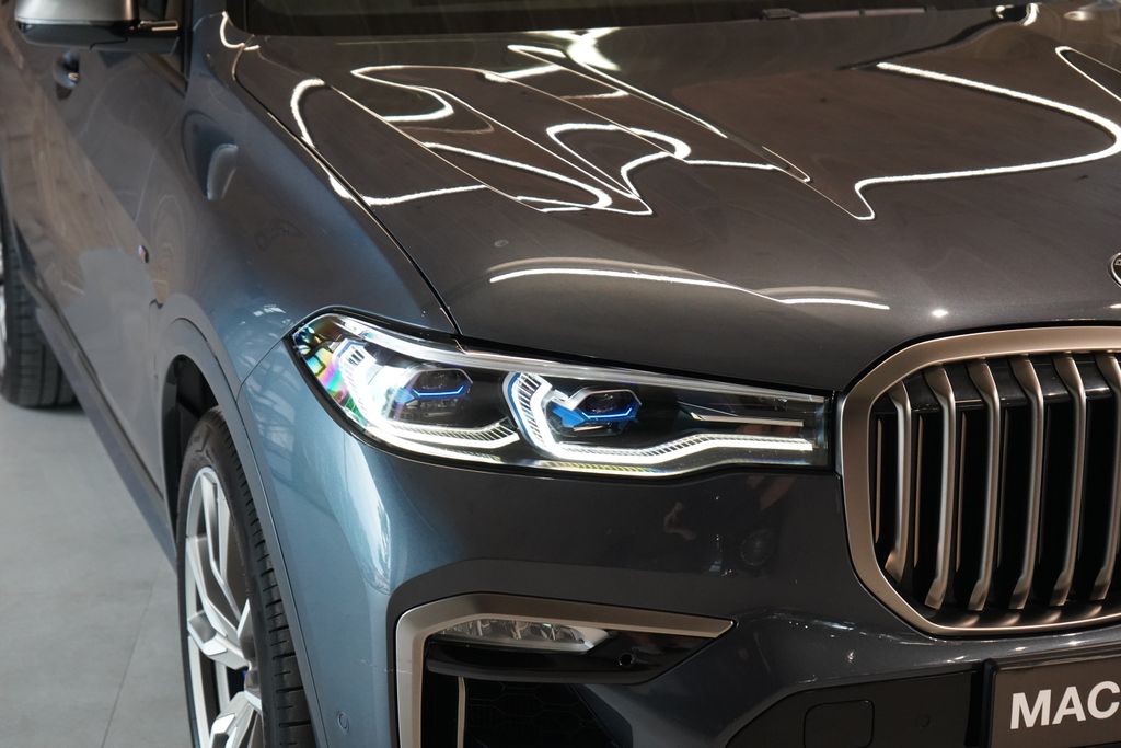 bmw-x7-m50i-xd-executive-drive-pro - 4