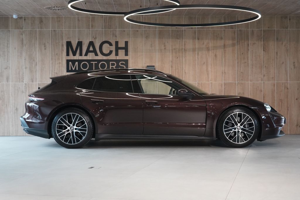 porsche-taycan-sport-turismo-pano-matrix - 5